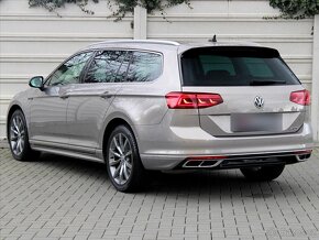 Volkswagen Passat 2,0 TDi 140kW 4x4 DSG R-line ČR CR 4Motion - 3