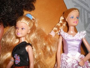 Panenky BARBIE - 2x MATTEL+1x HASBRO+1x DFAOI+1x bez značení - 3