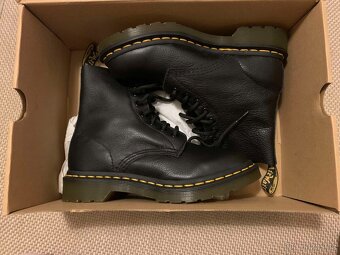 DR.MARTENS - 3