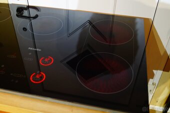 Miele sklokeramická varná deska KM5677 šíře 79 cm - 3