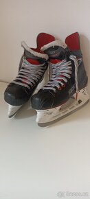 Brusle Bauer Vapor X500 - 3