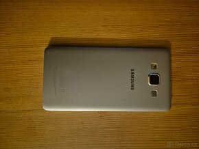 Samsung A5 2017 stříbrný - 3