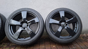 Mercedes E - Klasse R18 5×112, 8J×18 ET45 -pneu letní 245/40 - 3