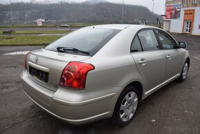 TOYOTA AVENSIS 2,0D4-D PO SERVISU SUPER STAV - 3