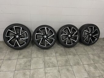 5x112 r18 VEGA - 3