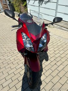 Honda VFR 800 Fi - 3