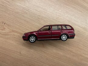 Model škoda Octavia kaden 1:43 - 3