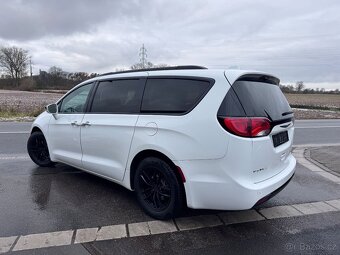 Chrysler Pacifica 3,6 RU SUNROOF NAVI LIMITED S 2019 - 3