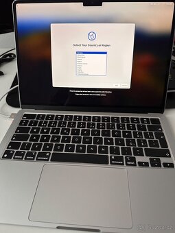 Macbook Air (2022) s Apple chipem M2 8/256gb - 3