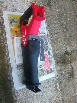 Milwaukee M18 FSZ-0 aku šavlová pila ocaska - 3