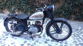 ČZ 125 C r.v. 1950 plus sedlo a motor navíc - 3