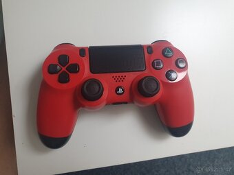 SONY Dualshock 4 ovladač červený - 3