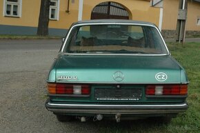 Mercedes-Benz W123 300D rv 1979 třílitr manuální převodovka - 3