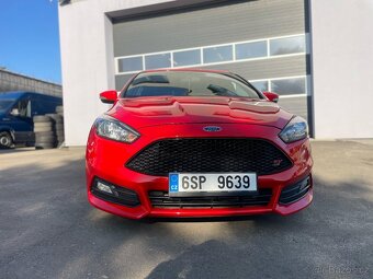 FORD FOCUS ST 2.0 256PS - 3