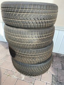 Prodám zimní pneu Gripmax 215/45 R18 - 3