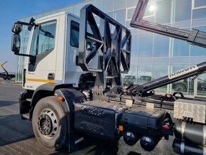 IVECO TRAKTOR 180E28 EUROCARGO NOSIČ KONTEJNERU 10T - 3