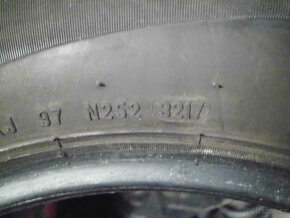 195/60R15 88T Pirelli SnowControl 3 - 3