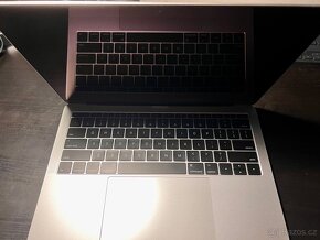 MacBook Pro 13 - 3