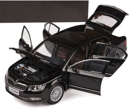 1:18 Rarita Škoda Superb II FL (2013) Abrex Černý - 3