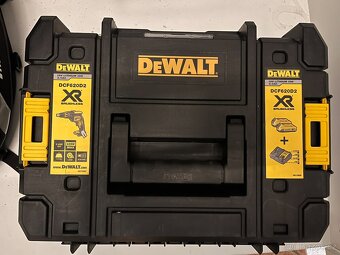 DeWALT DCF620P2K Aku šroubovák na sádrokarton - 3