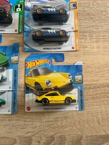 Porsche Hotwheels - 3