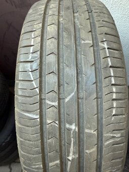 Continental 215/55 R17 - 3