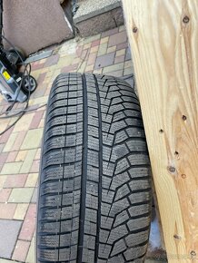 Zimní pneu Hankook Winter icept evo2 SUV W320A 235/55 r19 - 3