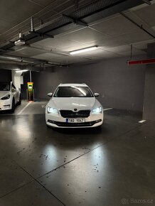 Skoda SuperB 2.0 TDI DSG 2017 - 3