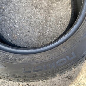 Zimní pneu 195/50 R16 88H XL Nokian 5,5-6mm - 3