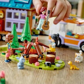 LEGO Friends 41735 Malý domek na kolech - originální balení, - 3