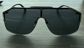 Sluneční brýle GUCCI GG0291S 001. - 3