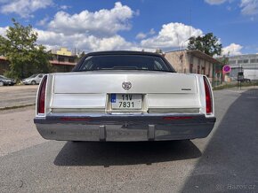 Cadillac Fleetwood - 3