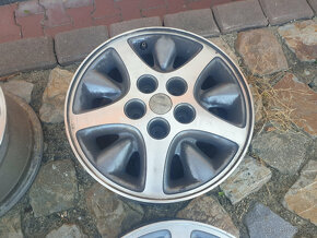 Prodám alu disky Chrysler 15" 5x114 ET40 - 3