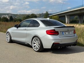 BMW M235i + - 3