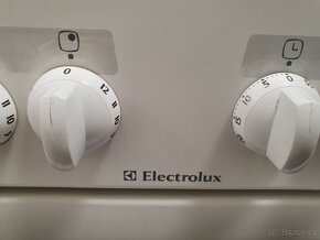 ELECTROLUX sporák, 220V kabel - 3