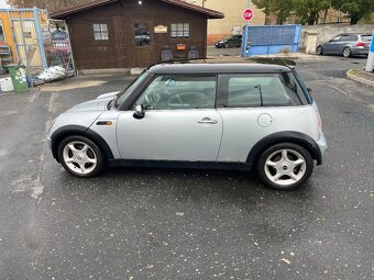 MINI COOPER 1.6i 85 KW zimní pneu rv.3/2003 - 3