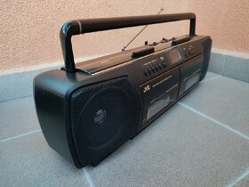 STEREO RADIO CASSETTE RECORDER JVC RC-W410. - 3