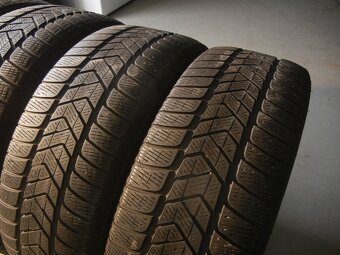 Zimní pneu Pirelli 235/55R19 - 3