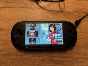 PSP + cca 70 her - 3