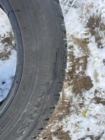 Zimní pneu Nokian Tyres WR SUV4 215/65 R17 106H XL 6mm - 3