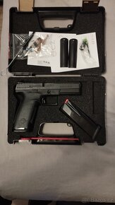 Prodám pistoli CZ P 10 F 45 auto - 3