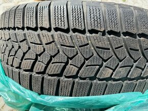 Prodám sadu zimních pneu 205/55/R17 Firestone - 3