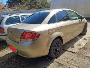 Fiat Linea (Grande Punto s kufrem),Rok 2010  , 117 000 km - 3