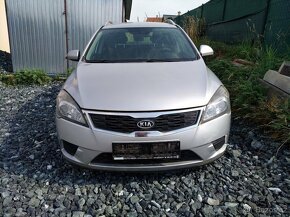 KIA CEED 1,6CRDI 85KW 2010 - 3