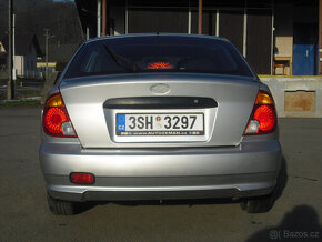 Hyundai Accent - 3