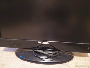 Prodám LCD televizi Hyundai 19" s DVD. - 3