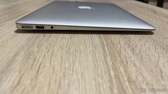 MacBook Air 13,3" 2017 / i5 / 8GB / 256GB - 3