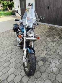 Suzuki VZ800 Marauder - 3