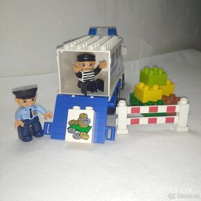 Lego duplo 5680 Policejní dodávka, nákladní auto - 3