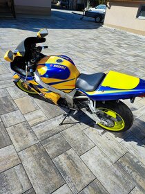 Suzuki GSX-R 1000 k2 - 3